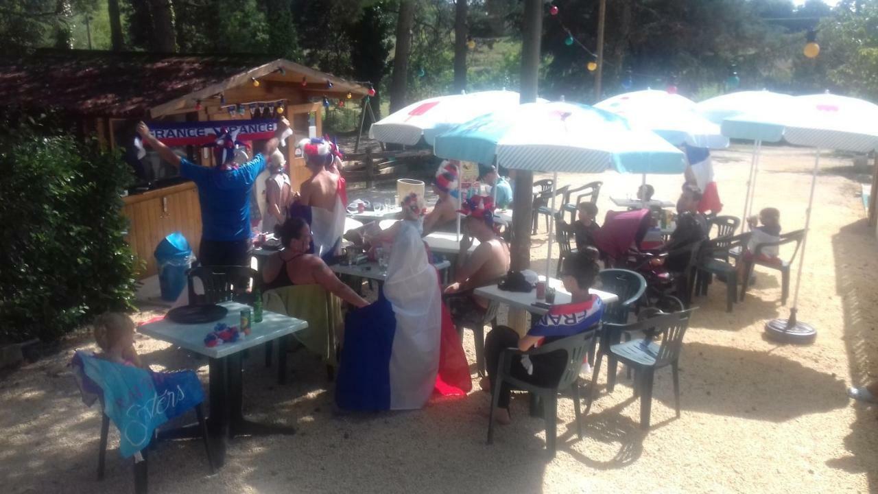 Camping 46 Rainettes Goujounac Buitenkant foto